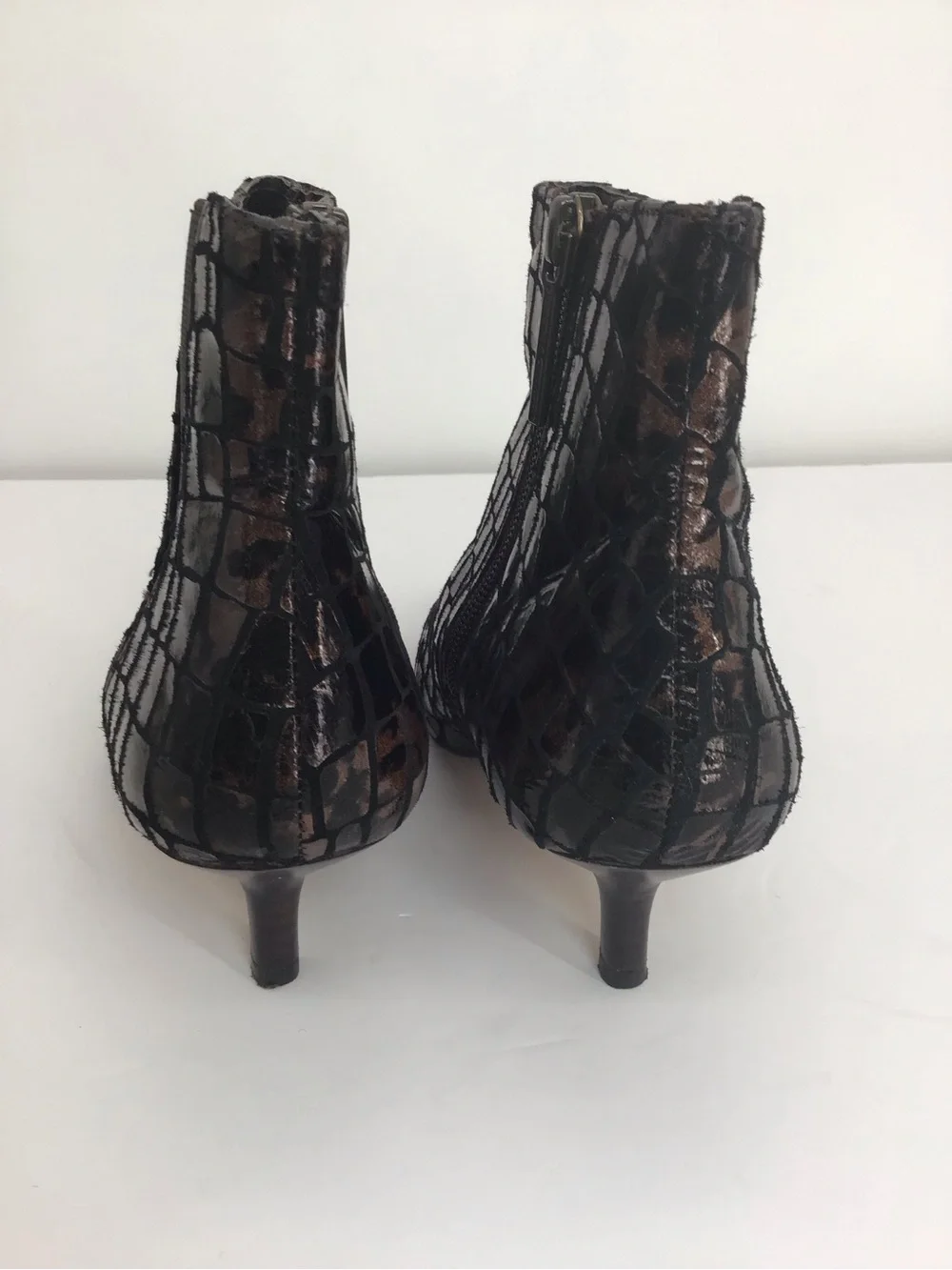 Donald J Pliner Geeo Croc-Embossed Leather Metallic Bronze Ankle Boot Size 6.5